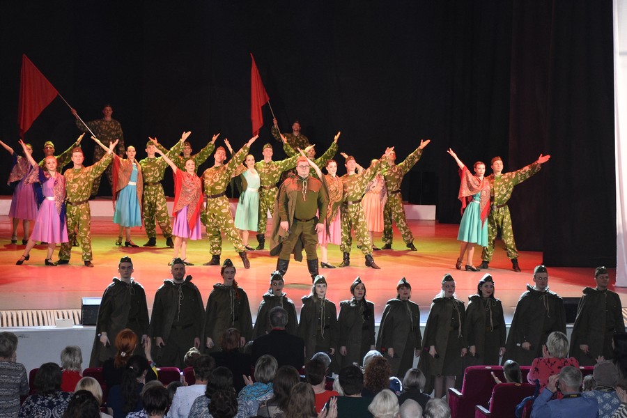 ансамбль ярмарка ковров. сценарий концерта ансамблей. мбук мкдц калачинского района. концерт художественной самодеятельности. сценарий концерта ансамблей.