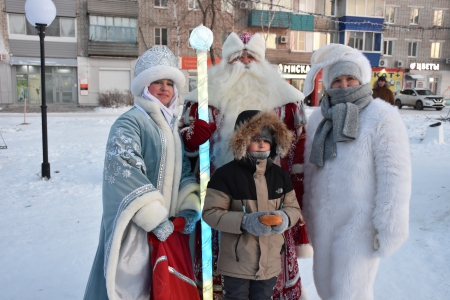 «Все на праздник - Новый год!»