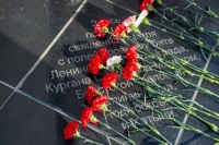 "Защитникам Родины &mdash; вечная слава и глубокая благодарность!"