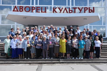 «В этот край глухой, таежный много лет назад прибыл первый молодежный Трудовой отряд…»