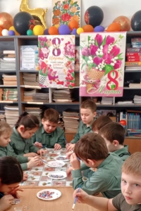 мастер-класс к Международному женскому дню "Подарок для мамы"