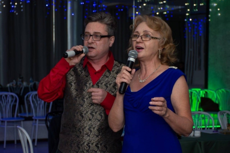 "Рождественский караоке батл"