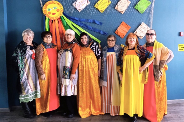 Фольклорный праздник "Широкая Масленица" для членов клуба "Золотое время"